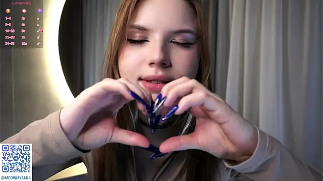 EvelyynLopez online show from 14, 12, 2024