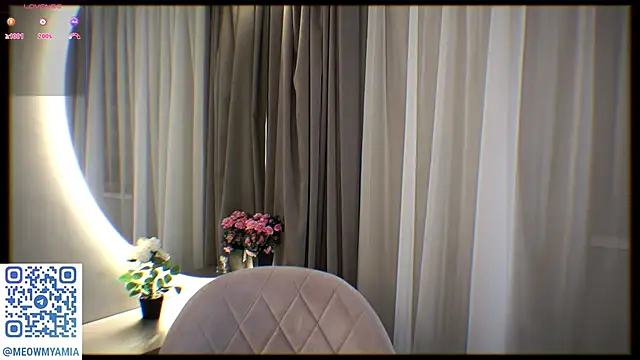 EvelyynLopez online show from 19, 12, 2024