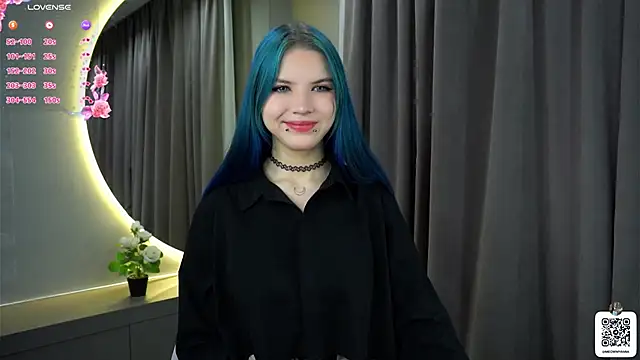 EvelyynLopez online show from 13, 3, 2025