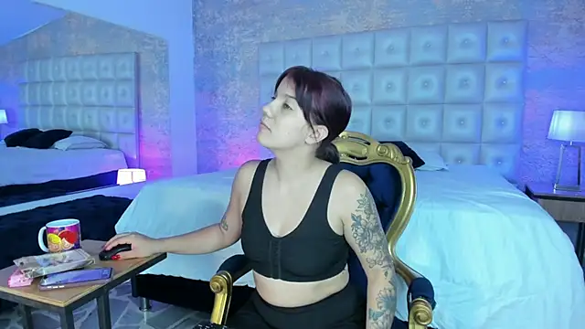 Snapshot of MelaniieRoux chatting on 19, 9, 2025 MelaniieRoux online show from 19, 9, 2025