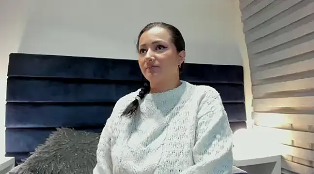  Cristal evans online show from 18, 2, 2025