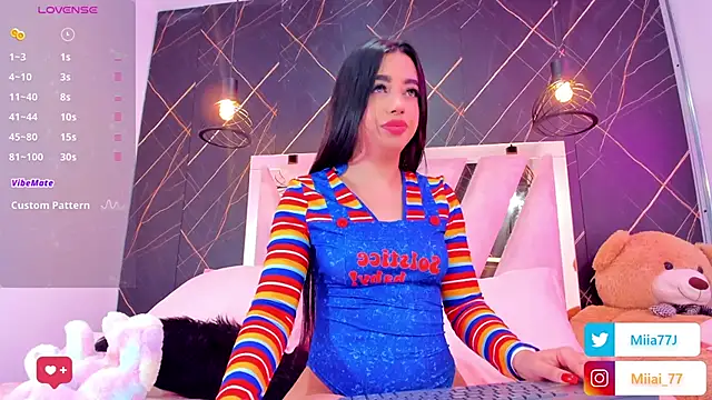 Miia77  online show from 31, 10, 2025