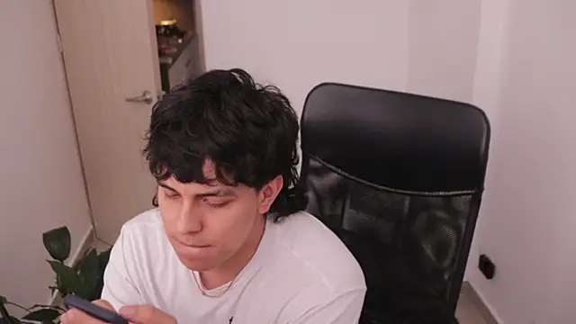 Tony Hoffa online show from 6, 3, 2026