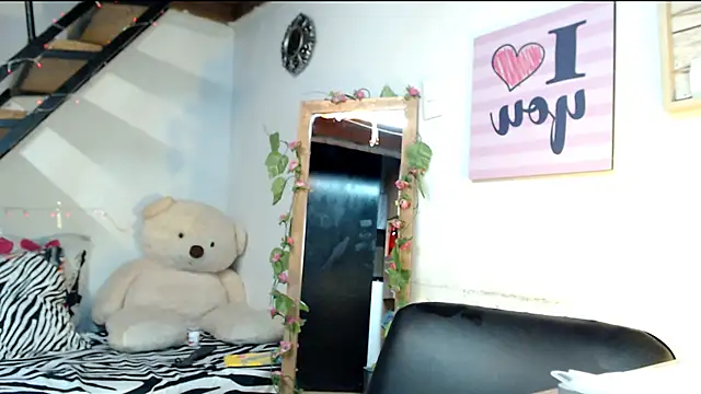 luna sky83 online show from 19, 1, 2025