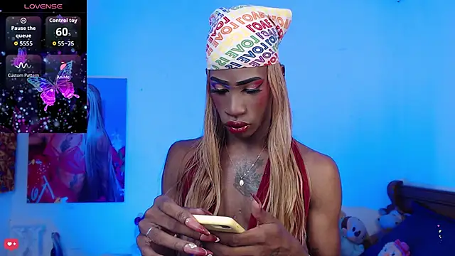 Snapshot of Kendall_Gil chatting on 23, 10, 2025 Kendall Gil online show from 23, 10, 2025