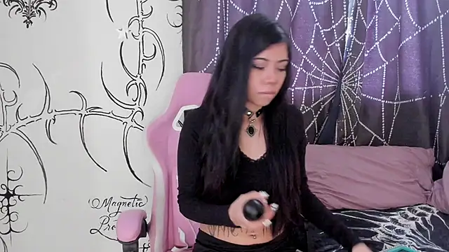 Snapshot of AlyRoses chatting on 17, 6, 2026 AlyRoses online show from 17, 6, 2026