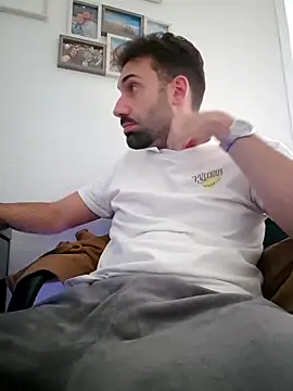 Snapshot of espanolmadrid chatting on 9, 11, 2025 espanolmadrid online show from 9, 11, 2025