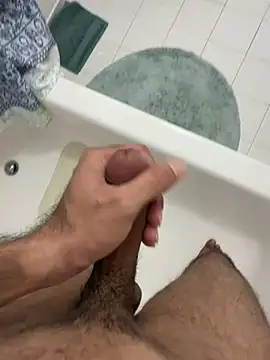 aquamanishere online show from 19, 4, 2026