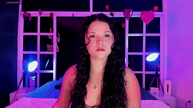 LottiCarter online show from 7, 2, 2025