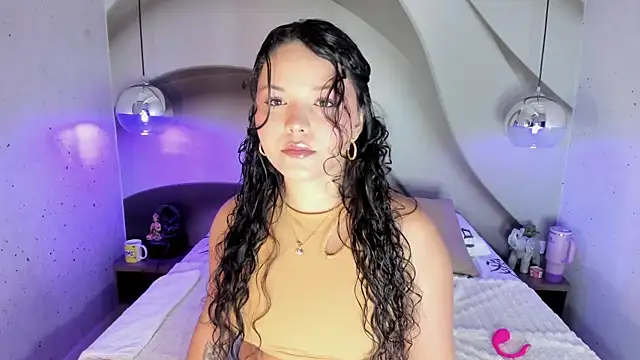 LottiCarter online show from 12, 11, 2025