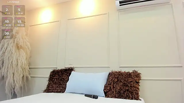 nahomygrey  online show from 6, 2, 2025