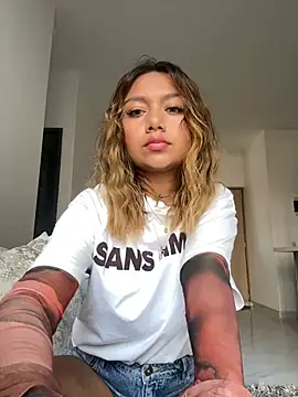 amanda-medrano1 online show from 31, 1, 2025