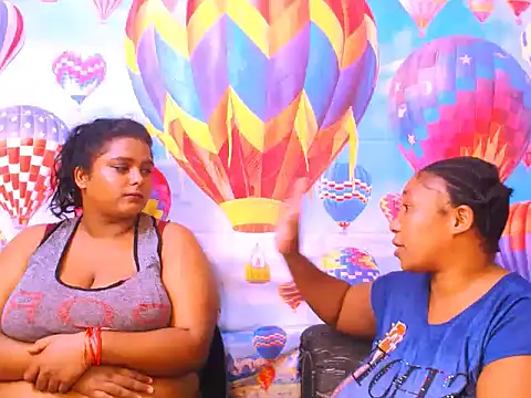 Snapshot of SexcGals chatting on 15, 12, 2024 SexcGals online show from 15, 12, 2024