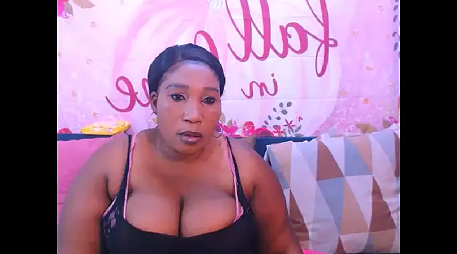 Snapshot of SexcGals chatting on 20, 1, 2025 SexcGals online show from 20, 1, 2025