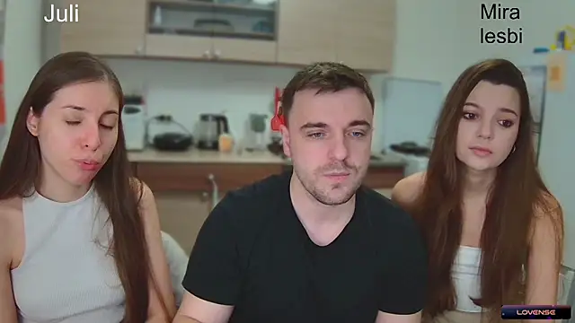 fcjuicy pussy online show from 21, 12, 2024