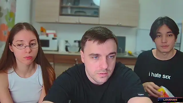 fcjuicy pussy online show from 27, 1, 2025