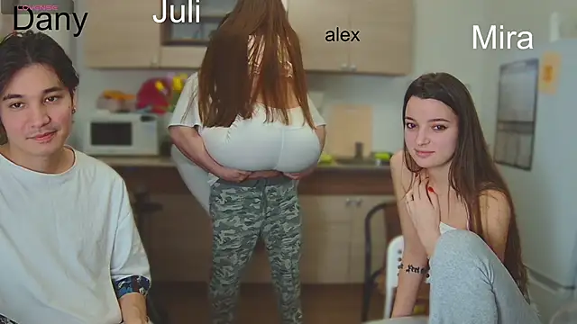 fcjuicy pussy online show from 11, 3, 2025