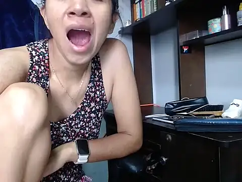 Erotic latina online show from 6, 11, 2025