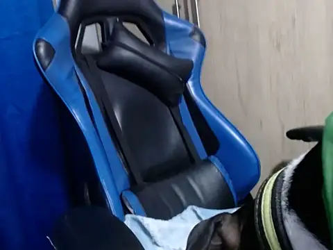 Erotic latina online show from 1, 12, 2025