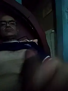 Snapshot of hugosafado333 chatting on 7, 12, 2024 hugosafado333 online show from 7, 12, 2024