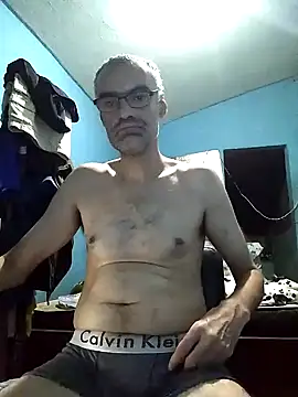 Snapshot of hugosafado333 chatting on 8, 1, 2025 hugosafado333 online show from 8, 1, 2025