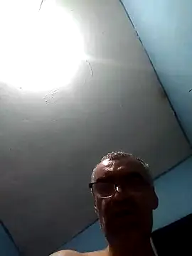 Snapshot of hugosafado333 chatting on 17, 1, 2025 hugosafado333 online show from 17, 1, 2025