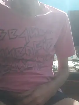 Snapshot of hugosafado333 chatting on 10, 9, 2025 hugosafado333 online show from 10, 9, 2025