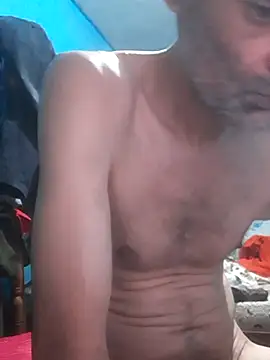 Snapshot of hugosafado333 chatting on 5, 11, 2025 hugosafado333 online show from 5, 11, 2025