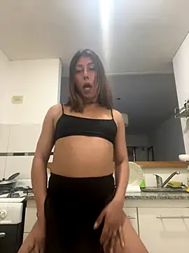 Snapshot of Yerucita chatting on 2, 12, 2025 Yerucita online show from 2, 12, 2025