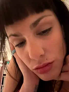 Zairaisak online show from 14, 10, 2025