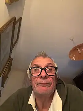 Snapshot of 4n4l1zz4m1 chatting on 19, 1, 2026 4n4l1zz4m1 online show from 19, 1, 2026