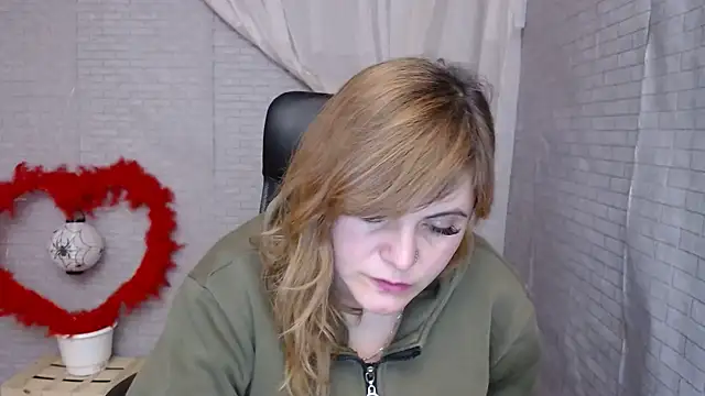 Snapshot of DaniellaKiss chatting on 20, 2, 2025 DaniellaKiss online show from 20, 2, 2025