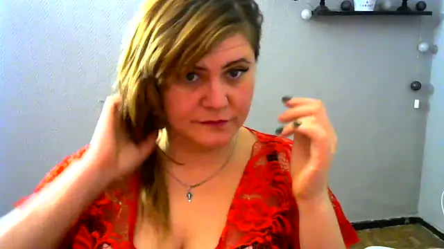 Snapshot of DaniellaKiss chatting on 11, 3, 2025 DaniellaKiss online show from 11, 3, 2025