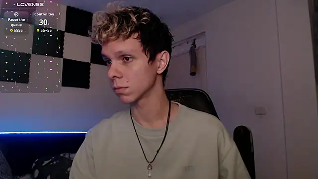 bryamado69 online show from 10, 10, 2025