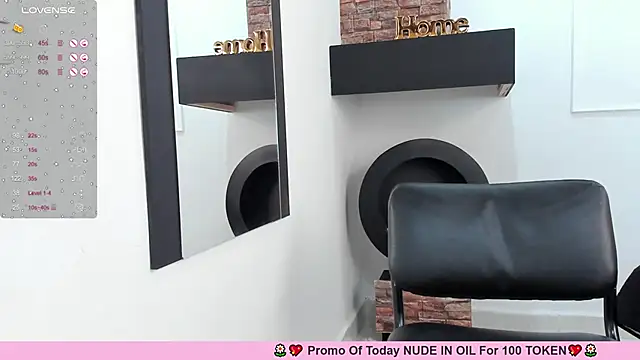 Snapshot of LenaRuiz_ chatting on 1, 2, 2025 LenaRuiz online show from 1, 2, 2025
