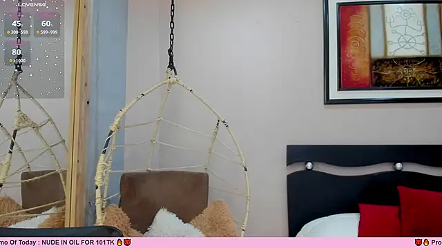 Snapshot of LenaRuiz_ chatting on 10, 2, 2025 LenaRuiz online show from 10, 2, 2025