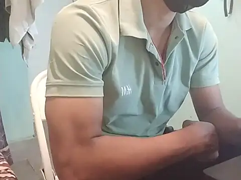 Snapshot of vicky0805 chatting on 14, 3, 2025 vicky0805 online show from 14, 3, 2025