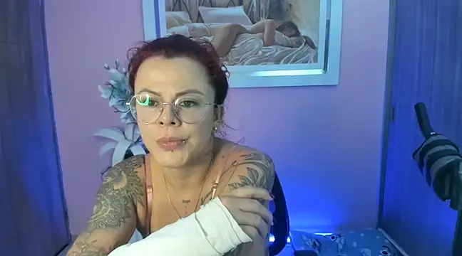 KAROL MILF online show from 25, 1, 2025