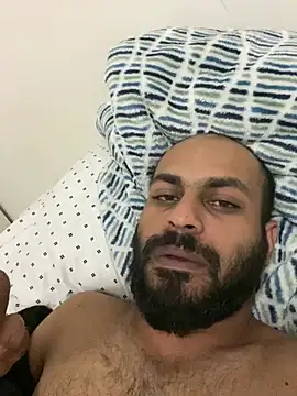 Snapshot of islandvybee55 chatting on 13, 2, 2025 islandvybee55 online show from 13, 2, 2025