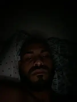 Snapshot of islandvybee55 chatting on 21, 2, 2025 islandvybee55 online show from 21, 2, 2025