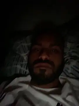 Snapshot of islandvybee55 chatting on 28, 2, 2025 islandvybee55 online show from 28, 2, 2025