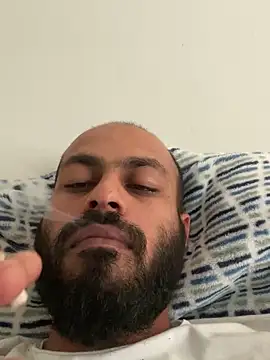 Snapshot of islandvybee55 chatting on 22, 3, 2025 islandvybee55 online show from 22, 3, 2025