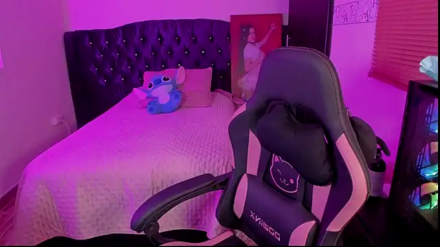 Snapshot of NahiaraEvans_ chatting on 19, 2, 2025 NahiaraEvans  online show from 19, 2, 2025