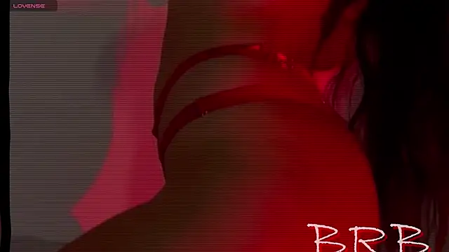 Snapshot of NahiaraEvans_ chatting on 4, 10, 2025 NahiaraEvans  online show from 4, 10, 2025