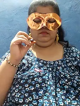 Snapshot of tamilthanushri chatting on 15, 2, 2025 tamilthanushri online show from 15, 2, 2025