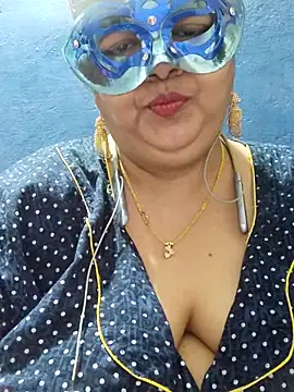 Snapshot of tamilthanushri chatting on 21, 2, 2025 tamilthanushri online show from 21, 2, 2025