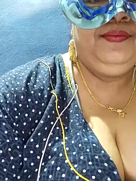 Snapshot of tamilthanushri chatting on 21, 2, 2025 tamilthanushri online show from 21, 2, 2025