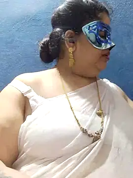 Snapshot of tamilthanushri chatting on 10, 3, 2025 tamilthanushri online show from 10, 3, 2025