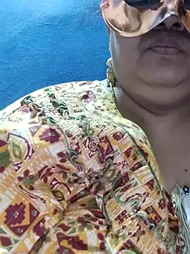 Snapshot of tamilthanushri chatting on 15, 3, 2025 tamilthanushri online show from 15, 3, 2025