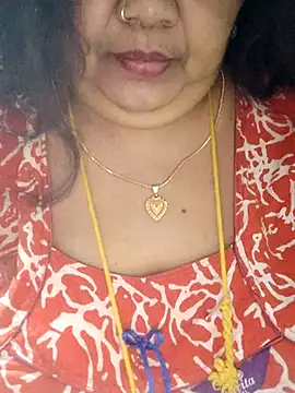 Snapshot of tamilthanushri chatting on 14, 11, 2025 tamilthanushri online show from 14, 11, 2025